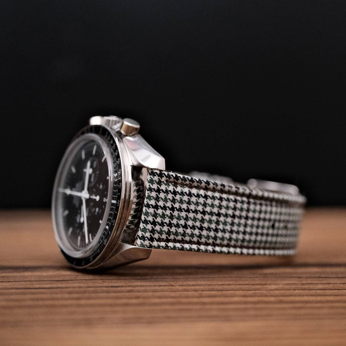 Olive Country Tweed Houndstooth Strap