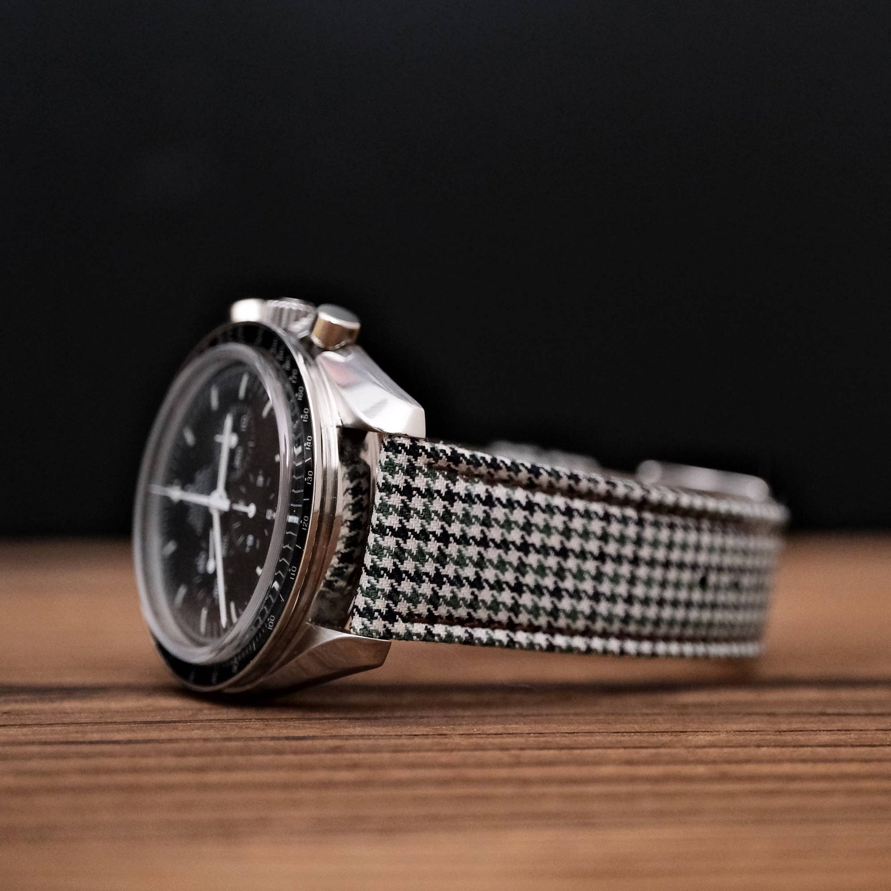 Olive Country Tweed Houndstooth Strap