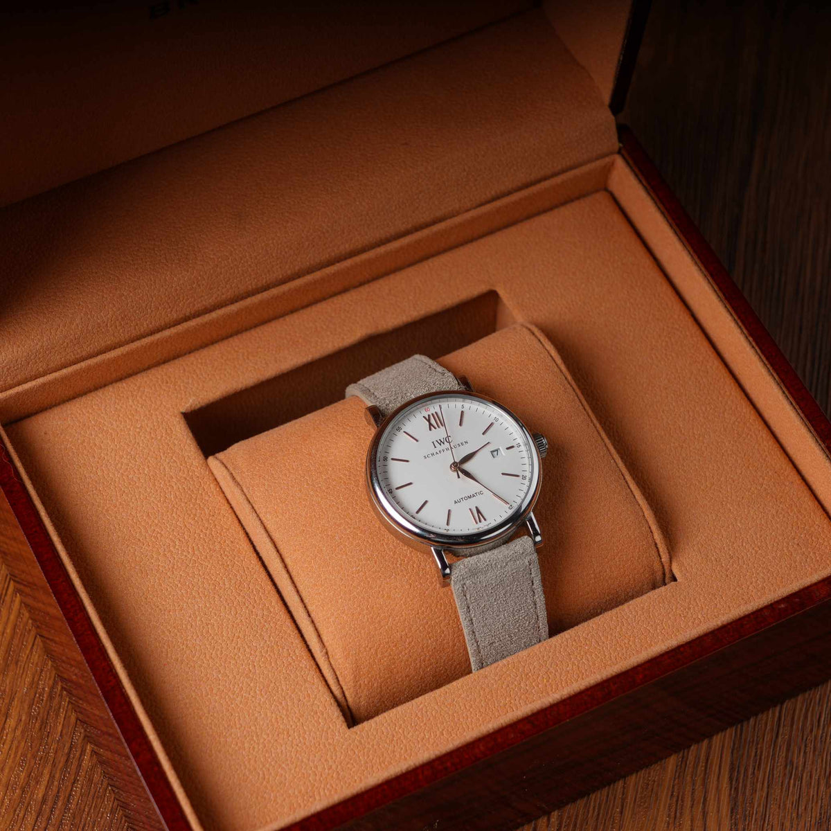 【Suede】Oatmeal Beige Vintage Strap