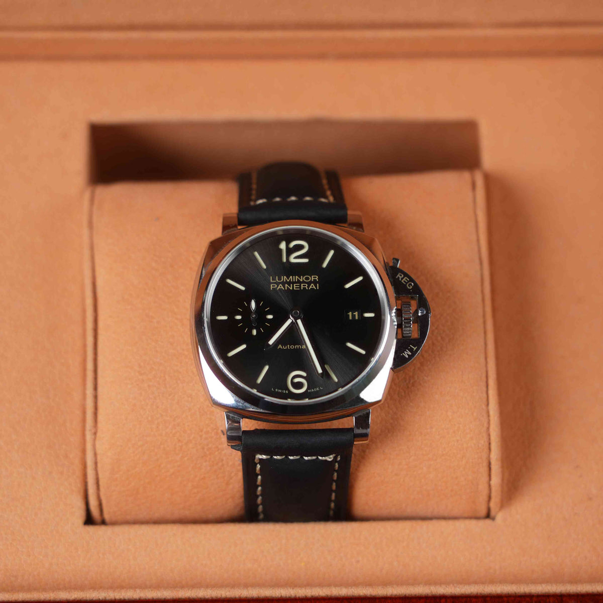 【Crazy Horse】Patina Black Waxed Strap
