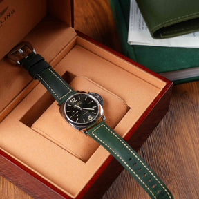 【Crazy Horse】Patina Forest Green Waxed Strap