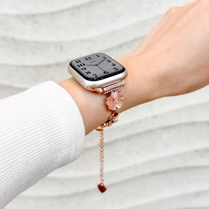 Pink Five-Leaf Clover Bracelet Apple Strap