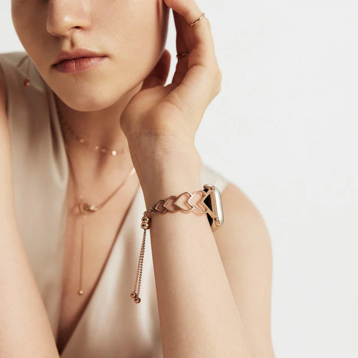 Rose Gold Heart-Shaped Bracelet Apple Watch Strap